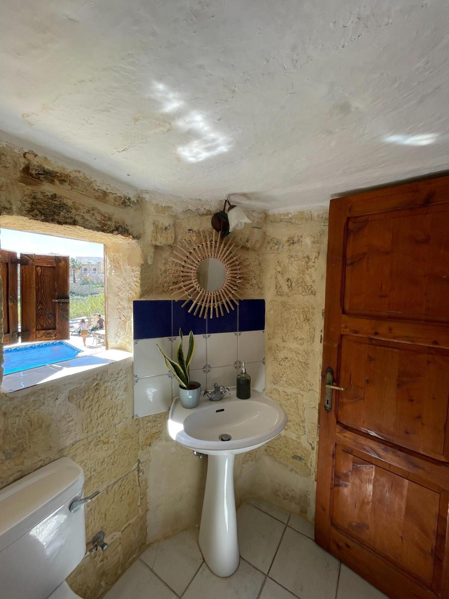 Soluna Boutique Guesthouse กฮาสลิ ภายนอก รูปภาพ